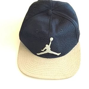 Jordan Jumpman baseball cap.